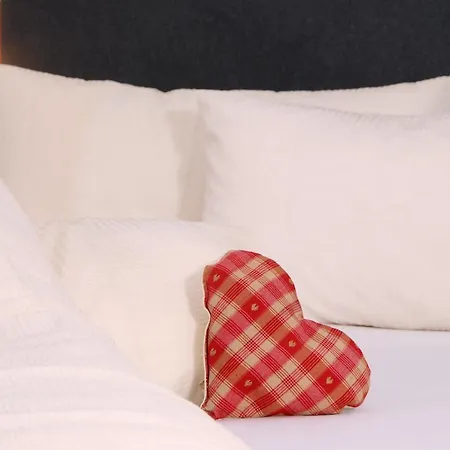 Freihaushof * מאיירהופן