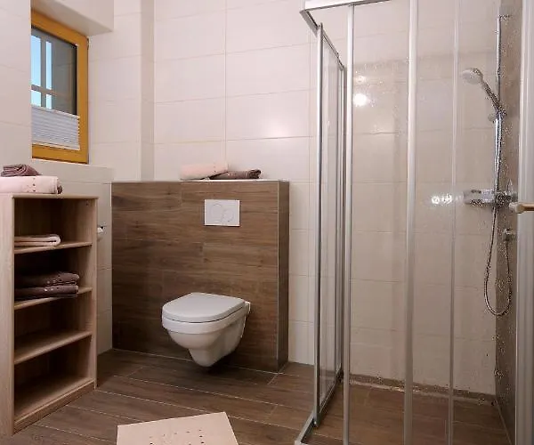 Freihaushof מאיירהופן